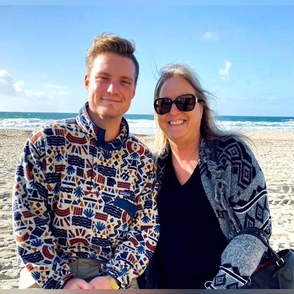 Meet your Posher, Lynette